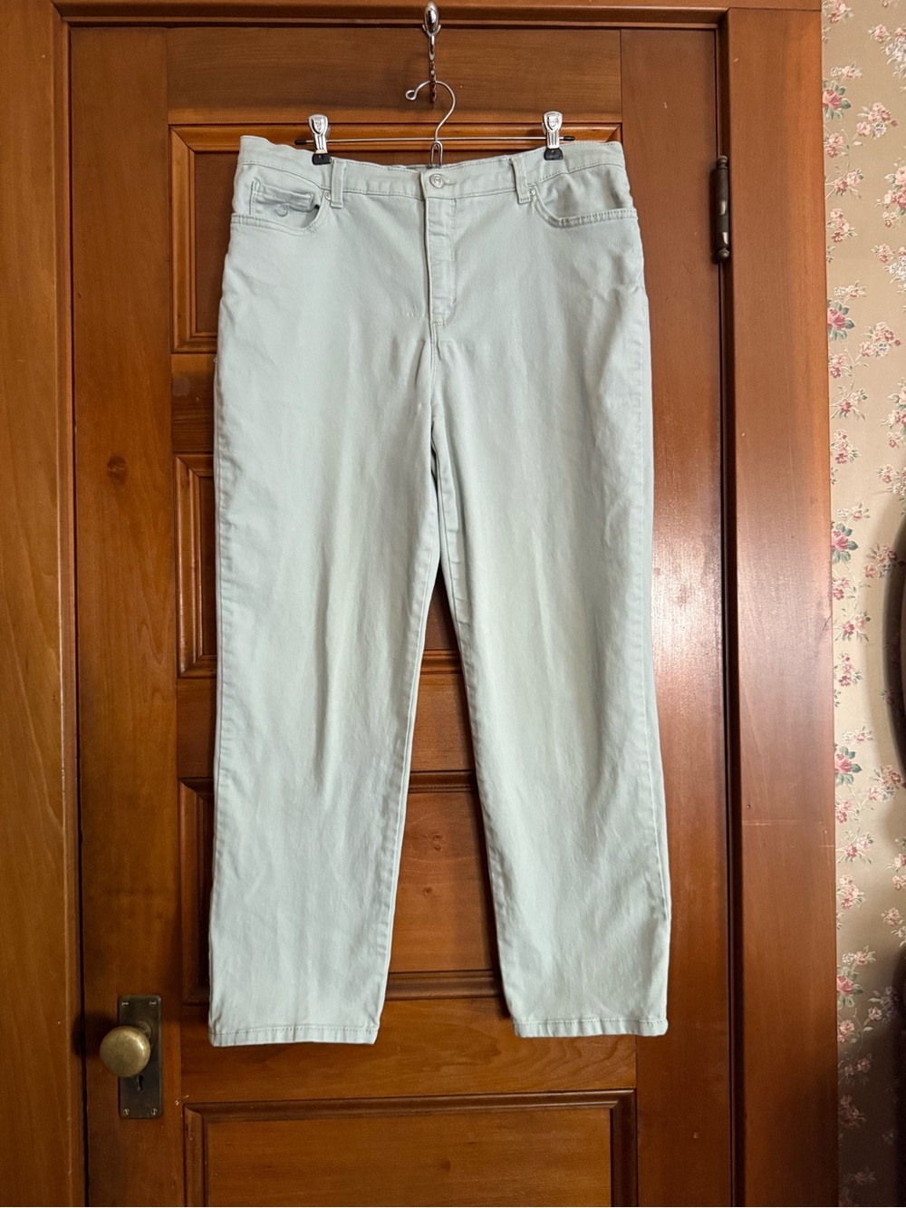 Gloria Vanderbilt jeans